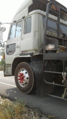 ขายรถหัวลาก เครื่อง260แรง EK100 เครื่องดี 2เพลา รถสวยแอร์เย็น เอกสารพร้อมโอน สนใจโทร 090-8588220คุณนะ 093-3258446คุณบิว หรือเข้าดูสินค้าอื่นๆได้ที่ www.truck.in.th/498 หรือเพจFacebook ณรงค์ ซื้อขายรถมือสอง (เว็บไซต์ส่วนตัว) หรือFacebook คุณนะ รถบรรทุก