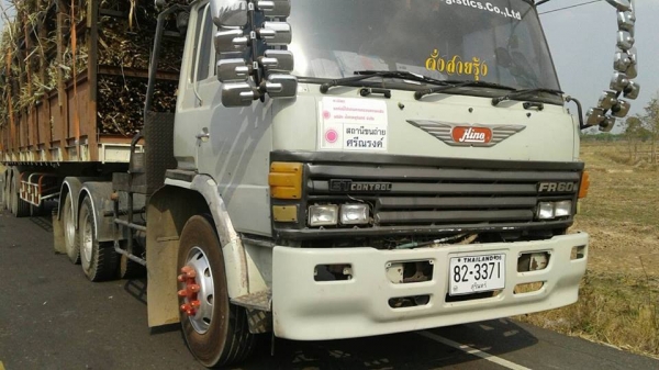ขายรถหัวลาก เครื่อง260แรง EK100 เครื่องดี 2เพลา รถสวยแอร์เย็น เอกสารพร้อมโอน สนใจโทร 090-8588220คุณนะ 093-3258446คุณบิว หรือเข้าดูสินค้าอื่นๆได้ที่ www.truck.in.th/498 หรือเพจFacebook ณรงค์ ซื้อขายรถมือสอง (เว็บไซต์ส่วนตัว) หรือFacebook คุณนะ รถบรรทุก