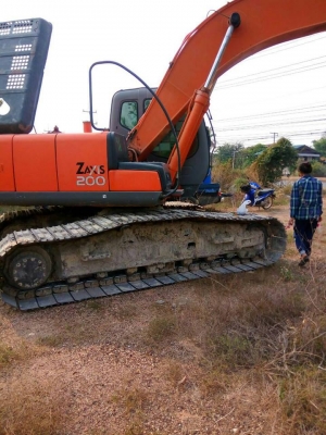 ขายรถขุด แบคโค HITACHI ZX200-1 รถสวยสภาพดี มีเอกสารพร้อมโอน สนใจโทร 090-8588220คุณนะ 093-3258446คุณบิว หรือเข้าดูสินค้าอื่นๆได้ที่ www.truck.in.th/498 หรือเพจFacebook ณรงค์ ซื้อขายรถมือสอง (เว็บไซต์ส่วนตัว) หรือFacebook คุณนะ รถบรรทุก
