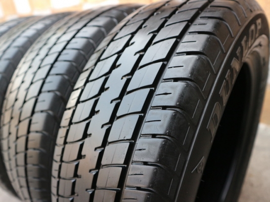 ยาง DUNLOP 185-60-15 ปี 15 ครบชุด 4 เส้น 3500 สภาพสวยๆดอกยางนิ่มๆไม่มีปะไม่บวมเอาไปวิ่งกันยาวๆราคาเบาๆค่ะ