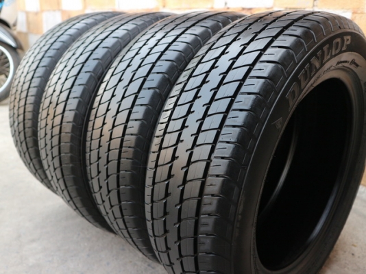 ยาง DUNLOP 185-60-15 ปี 15 ครบชุด 4 เส้น 3500 สภาพสวยๆดอกยางนิ่มๆไม่มีปะไม่บวมเอาไปวิ่งกันยาวๆราคาเบาๆค่ะ