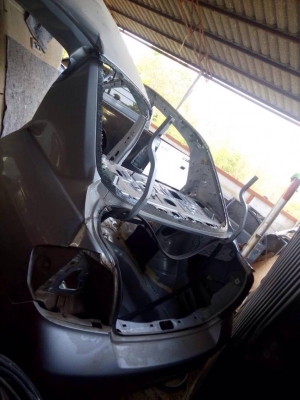 ขายอะหลั่ยถอดรถNISSAN TIDA 2010.   4ประตูไฟ ตู้แอร์,เบาะ,เครื่อง,เกียร์1.6 สอบถามมามีทุกชิ้น