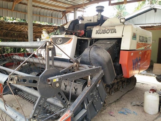 (((ขายด่วน!!!))) รถเกี่ยวข้าวคูโบต้า dc70 ปี56 "พร้อมพ่วงลาก ด่วน!!ราคาพิเศษ!! 429,000 บาท เท่านั้น!