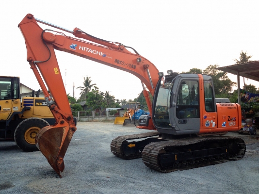 HITACHI ZX120 ญี่ปุ่นแท้ สภาพ 99\% เหมือนรถใหม่ แทรคใหญ่ 70เซน ชั่วล่างเต็ม ไฟฟ้าครบ เอวแน่น แอร์เย็น โทร.090-986-2521 อ๊อบ