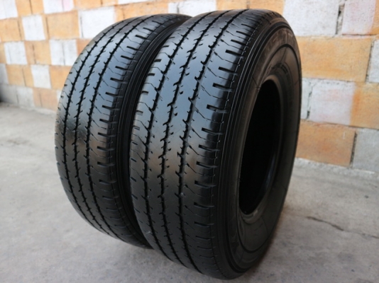 ยาง MICHELIN XCD 215 R 14 ปี 15 2 เส้น 2800 สภาพสวยๆดอกยางนิ่มๆไม่บวมเอาไปวิ่งกันยาวๆราคาเบาๆค่ะ