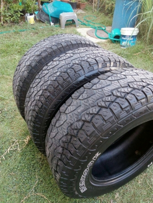 265/65R17 HANKOOK DYNAPRO  ATM  มี 3 เส้น tel.081-427-3941 ไอดีไลน์ 0814273941