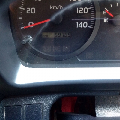 ขายรถบรรทุกหกล้อ HINO FC9J เครื่อง 175 แรง ปี 57 ไมล์ 59,xxx กะบะช่วงยาว 6.50 เมตร ทะเบียนพร้อม