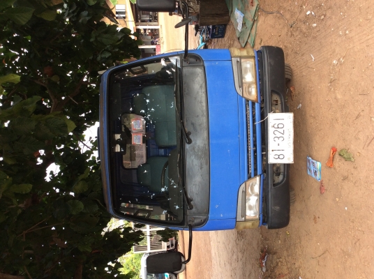 ขายรถ Isuzu 6 ล้อสภาพเทพ 130 แรงม้า แอร์เย็น รถห้าง มีคอกให้ด้วย