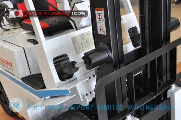 ขายรถโฟล์คลิฟท์มือสอง NISSAN รุ่น H01-001314 ราคา175,000 บาทนำเข้าจากประเทศญี่ปุ่น 100\% ไม่เคยใช้งานในประเทศไทย