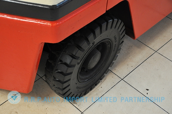 ขายรถโฟล์คลิฟท์มือสอง NISSAN รุ่น H01-001314 ราคา175,000 บาทนำเข้าจากประเทศญี่ปุ่น 100\% ไม่เคยใช้งานในประเทศไทย