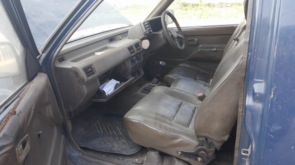 ISUZU SPARK EX 2.5 1996 ISUZU SPARK EX 2.5 1996