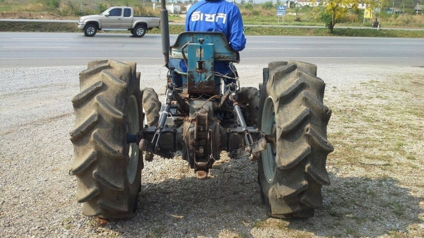 รถไถ ISEKI TL3200 2เพลา ขายตามสภาพครับผม