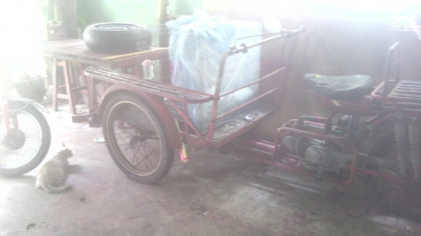 ขายรถทำมาหากินครับเครื่อง HONDA 4 จังหวะ 50 cc. ใช้งานได้เลย ขายรถทำมาหากินครับเครื่อง HONDA 4 จังหวะ 50 cc. ใช้งานได้เลย