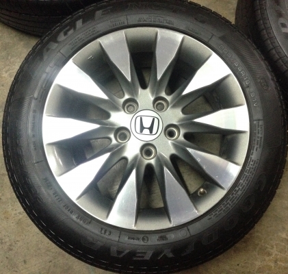 แม็ก Honda Civic พร้อมยาง 205-55-16 แม็ก Honda Civic พร้อมยาง 205-55-16