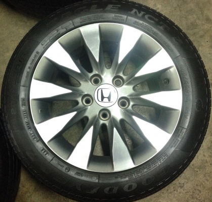 แม็ก Honda Civic พร้อมยาง 205-55-16 แม็ก Honda Civic พร้อมยาง 205-55-16