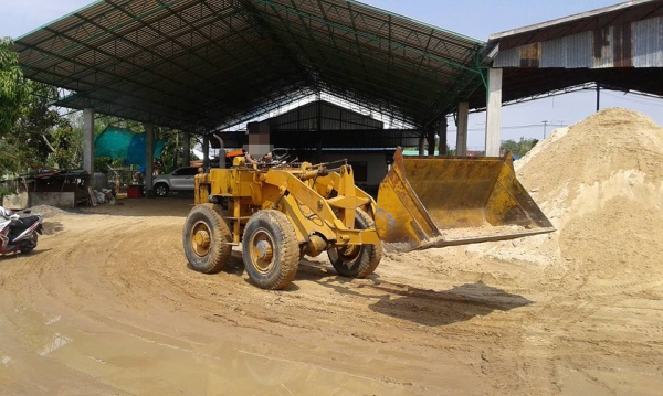 **290,000 บ.ต่อรอง/// รถตักล้อยาง JH30B เอวแข็ง ขยายบุ้งกี๋ ต่อแขน ครบ พร้อมใช้ เครื่อง/ปั้ม เดิม เก่านอก ใช้งานมาประมาณปีกว่า สวยเดิม สัญญาซื้อขาย **ขาย KOMATSU JH30B รถตักล้อยาง เอวแข็ง ต่อแขน ขยายบุ้งกี๋แล้ว สภาพพร้อมใช้งาน บอดี้สวย เอกสารสัญญาซื้อขาย