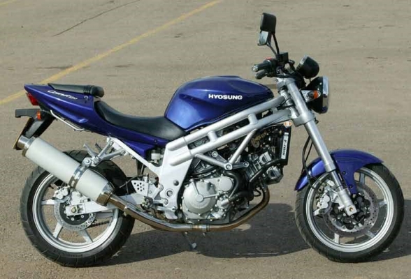 ขายด่วนๆ เครื่องรถจักรยานยนต์ 250 cc. (hyosung GV250.cc. Made in Korea)
