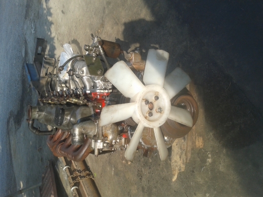 ขายเครื่อง HINO EH 700