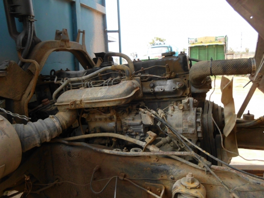 ขายรถบรรทุกอิซูซุร็อคกี้ 10ล้อดั้ม สภาพพร้อมใช้งาน มีเอกสารการโอน สนใจโทร 0808255385,0844966119