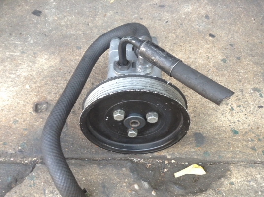 ขายปั๊มเพาเวอร์BMW E39