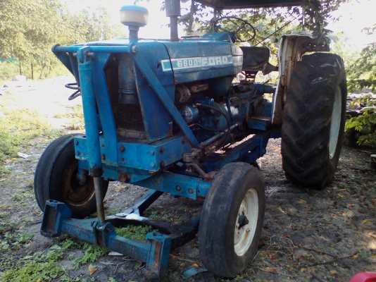 ขายรถไถฟอร์ดตามสภาพใช้งานได้ปกติไม่แพง