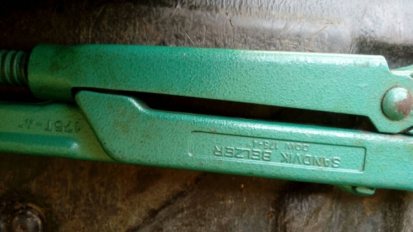 ขายคอม้า SANDVIK BELZER Made in Sweden. ขนาดปากจับ4"มือสอง ขายคอม้า SANDVIK BELZER Made in Sweden. ขนาดปากจับ4"มือสอง