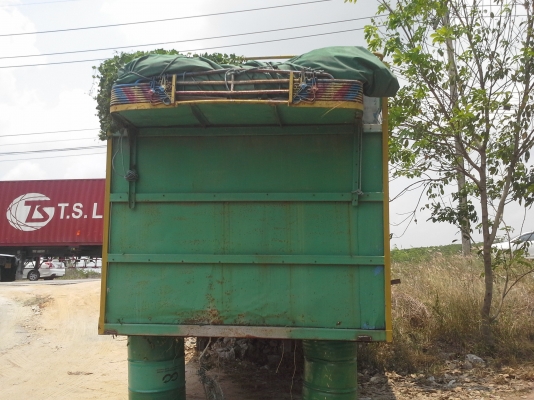 กะบะเหล็กพื้นเป็นไม้ กะบะเหล็กพื้นเป็นไม้