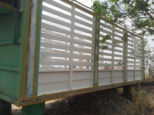 กะบะเหล็กพื้นเป็นไม้ กะบะเหล็กพื้นเป็นไม้