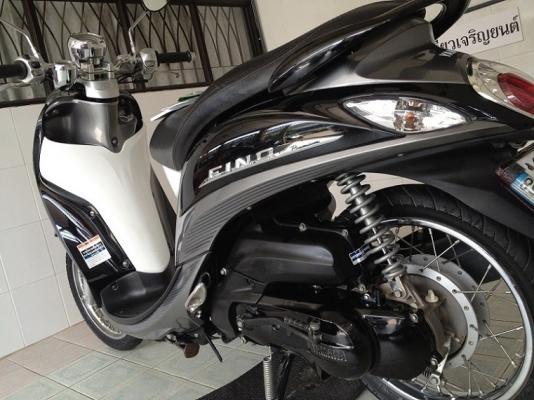 Fino Fi ลายPremium วิ่งน้อย ปลายปี56 (ของแถม 4 รายการ)