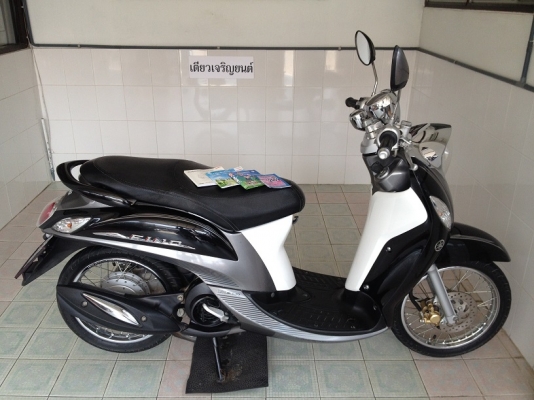 Fino Fi ลายPremium วิ่งน้อย ปลายปี56 (ของแถม 4 รายการ)