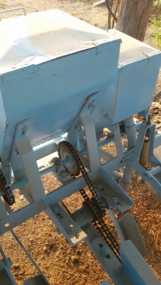 ขายเครื่องหยอดข้าวโพด