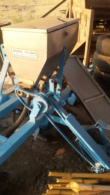 ขายเครื่องหยอดข้าวโพด