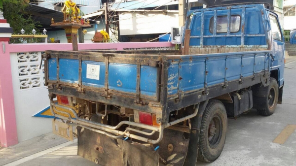 4 ล้อกลาง nkr55e / ค.88 แรง