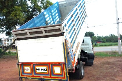 ขายด่วน รถ 6 ล้อดั้ม HINO  สภาพพร้อมใช้