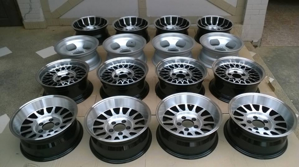 ขายล้อขอบ14/15 5รู 6รู ครับ ขายล้อขอบ14/15 5รู 6รู ครับ