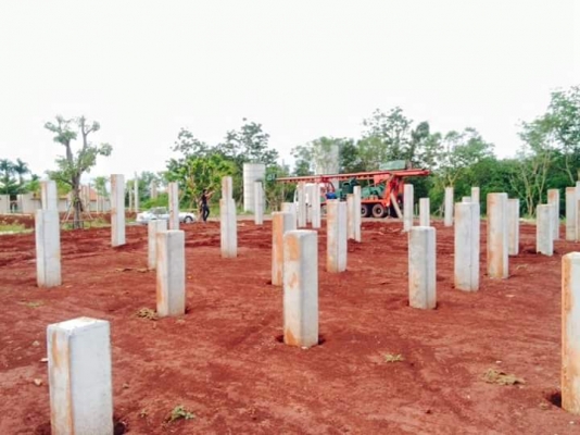 085-7666984รับตอกเสาเข็มเขื่อนกันดิน,สะพานนั่งร้าน,รั้วบ้าน,อาคารทั้วไปแบบบมืออาชีพ