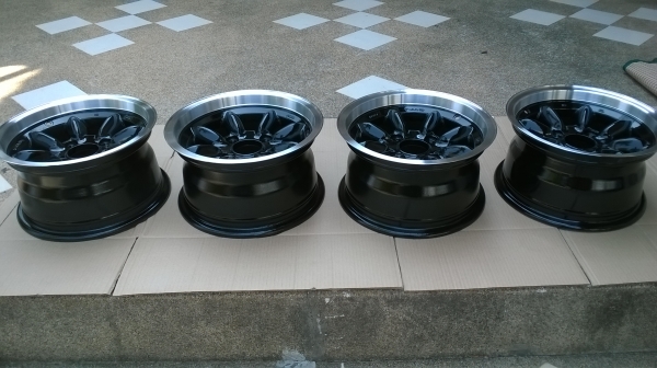 ขายล้อขอบ 13 4รู100 กับ114.3 หลายชุดครับ ขายล้อขอบ 13 4รู100 กับ114.3 หลายชุดครับ