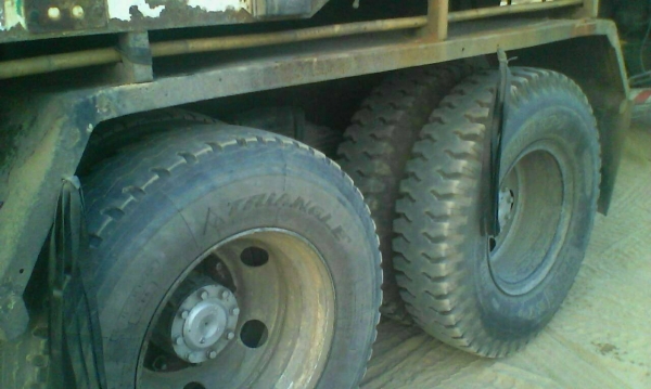 ขายดาวน์ MITSUBISHI เครื่อง 240 มี 2 คัน ดั๊ม สองเพลา สภาพสวยพร้อมใช้ ติดต่อได้ที่คุณ อ๊อฟ พิจิตร086-737-9991 ขายดาวน์ MITSUBISHI เครื่อง 240 มี 2 คัน ดั๊ม สองเพลา สภาพสวยพร้อมใช้ ติดต่อได้ที่คุณ อ๊อฟ พิจิตร086-737-9991