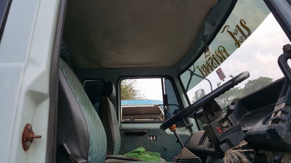 ขาย10ล้อดัมพ์2เพลา อีซูซุร็อคกี้195 6HE1 ช่วงล่าง240สโลว์กลาง ภายในครบ แชชซีสวย เพาเวอร์ เบรคทิ๊ฟฟี่ พร้อมวิ่งงาน