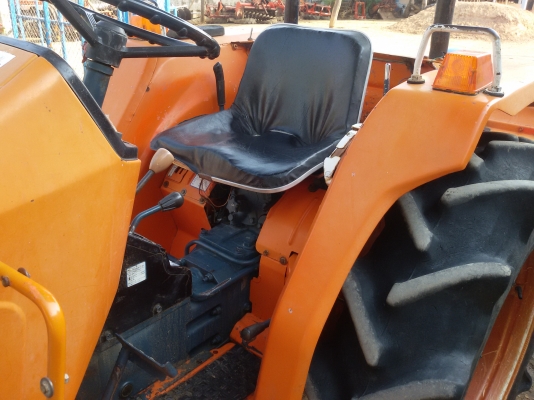 ปัญญาแทรคเตอร์..จัดมาให้ครับ ด่วน!!!คูโบต้า L2402DT พร้อมโรตาลี่ พวงมาลัยเพาเวอร์ ตามสภาพครับ จัดส่ง อ.ชนแดน จ.เพชรบูรณ์