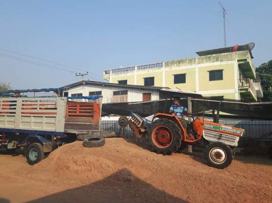 ปัญญาแทรคเตอร์..จัดมาให้ครับ ด่วน!!!คูโบต้า L2402DT พร้อมโรตาลี่ พวงมาลัยเพาเวอร์ ตามสภาพครับ จัดส่ง อ.ชนแดน จ.เพชรบูรณ์