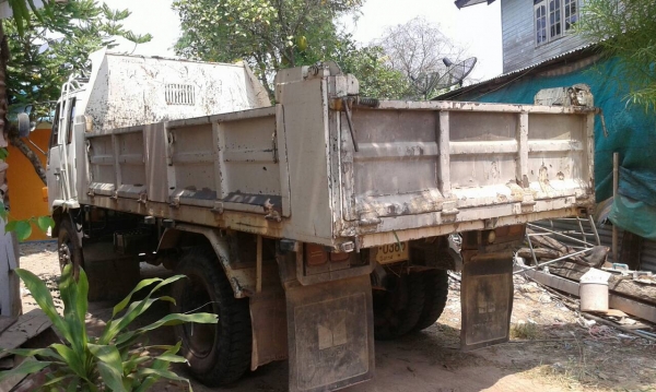 ขาย 6 ล้อดั้ม ISUZU ROCKY ออกห้างมือเดียว คัสซีสวยจัดตลอดเส้น เครื่อง 6BD1 165 แรงม้า ทะเบียนเต็มพร้อมโอน ขาย 6 ล้อดั้ม ISUZU ROCKY ออกห้างมือเดียว คัสซีสวยจัดตลอดเส้น เครื่อง 6BD1 165 แรงม้า ทะเบียนเต็มพร้อมโอน