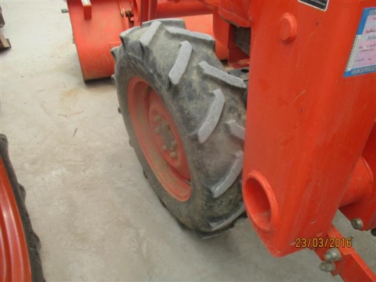 ดาวน์ 50,000 KUBOTA MAX บุ้งกี้ L4708SP ชั่วโมงน้อย ดาวน์ 50,000 KUBOTA MAX บุ้งกี้ L4708SP ชั่วโมงน้อย