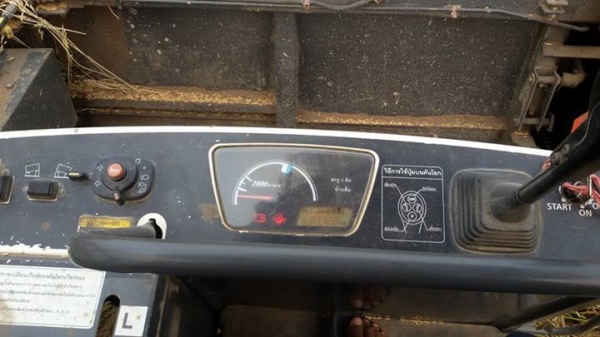 ขายรถเกี่ยวข้าว95 ขายรถเกี่ยวข้าว95