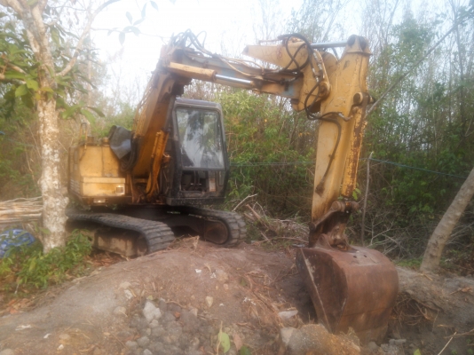 ขายรถแบคโฮ SUMITOMO S160 F2 แทรคยาง บูมสไล ปั๊มยูชิดะ ราคา 320000