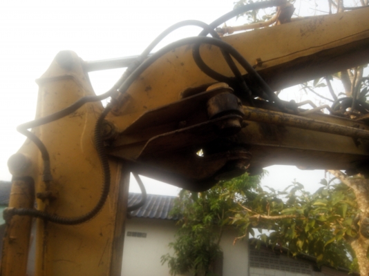 ขายรถแบคโฮ SUMITOMO S160 F2 แทรคยาง บูมสไล ปั๊มยูชิดะ ราคา 320000