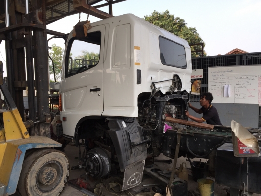 ขายโครงหัวเก๋ง ฮีโน่เมก้า พร้อมถ่ายอะไหล่รับส่งหรือรับเทรินซาก ขายโครงหัวเก๋ง ฮีโน่เมก้า พร้อมถ่ายอะไหล่รับส่งหรือรับเทรินซาก