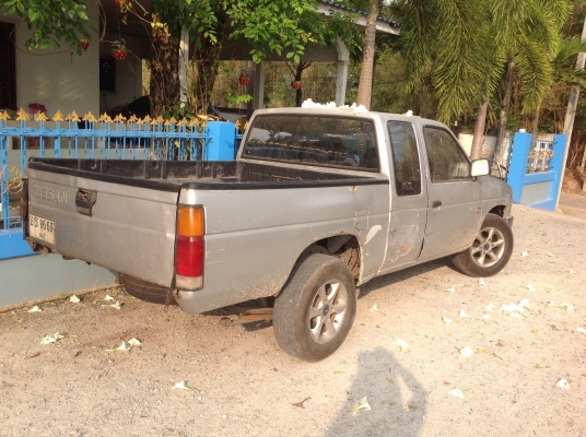 นิสสันบิ๊กเอ็มแค๊ป ปี 1995