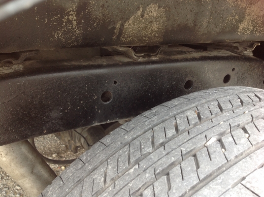 นิสสันบิ๊กเอ็มแค๊ป ปี 1995