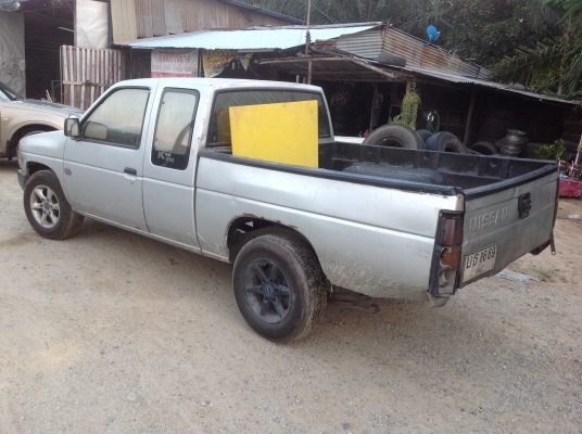 นิสสันบิ๊กเอ็มแค๊ป ปี 1995